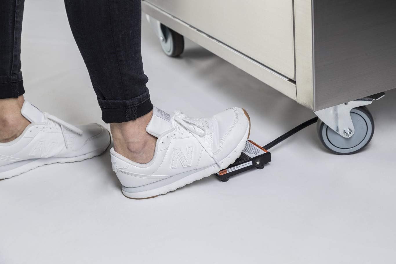Portable Sink Foot Pedal Attachment