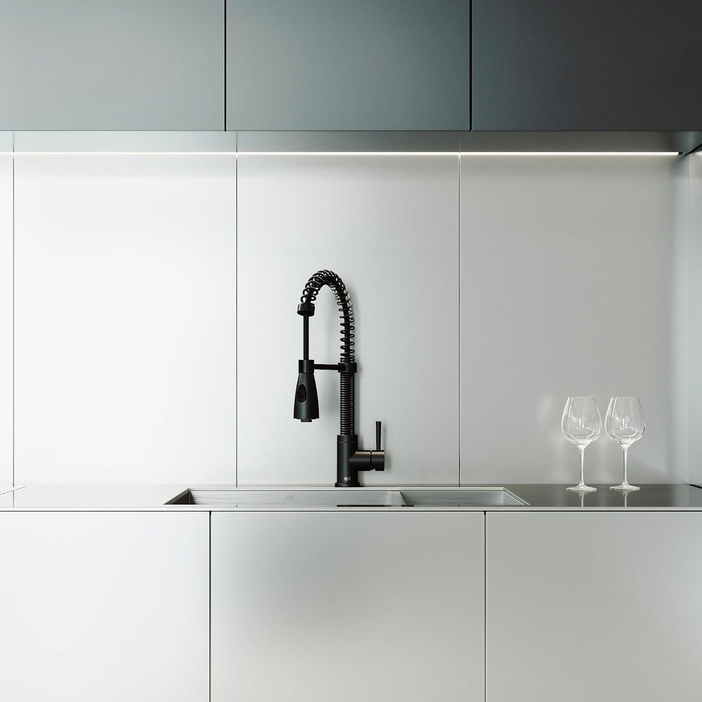 VIGO Brant 19'' H Single Handle Pull-Down Sprayer Kitchen Faucet in Matte Black-VG02003MB
