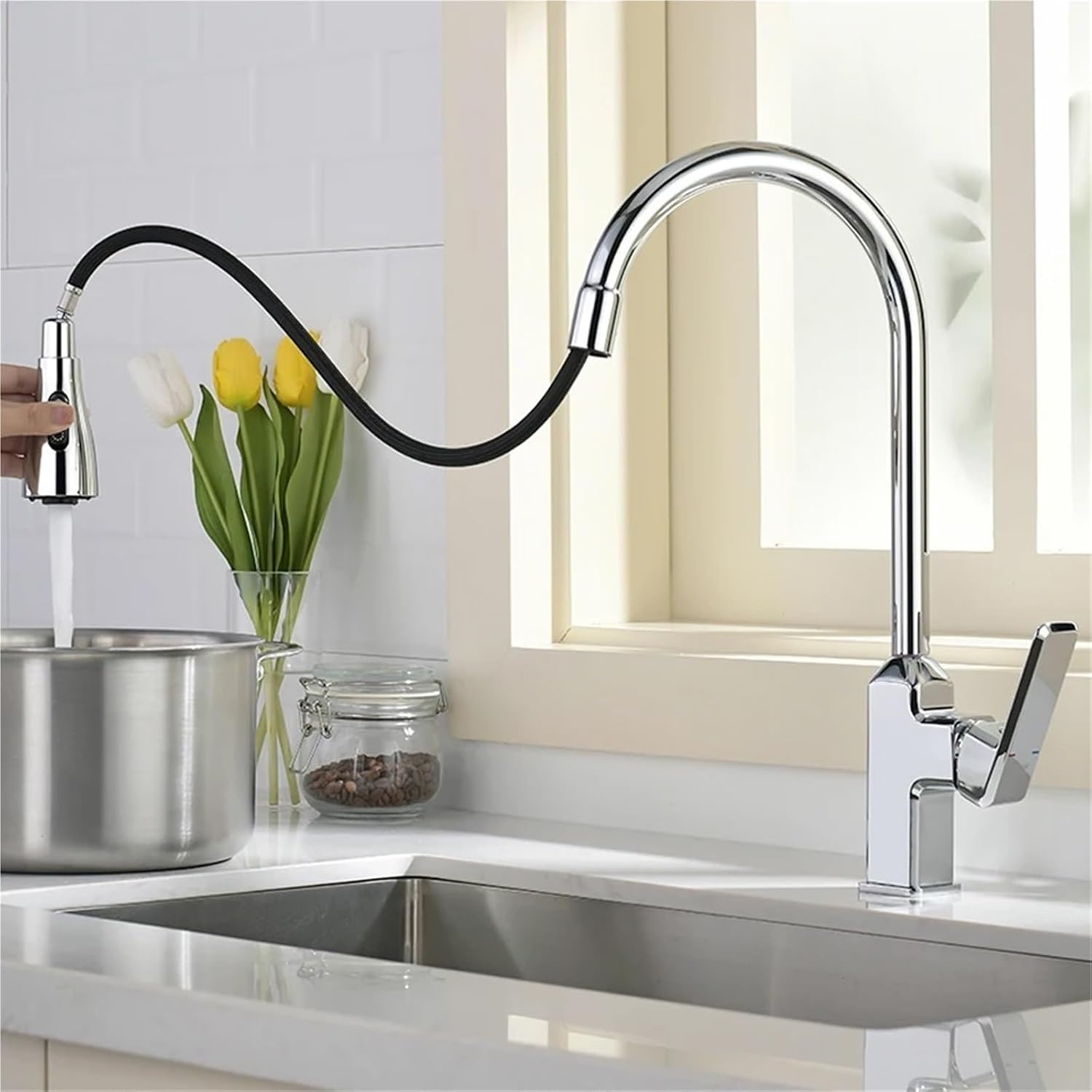 Kitchen Faucet Black Pull Out Deck Mounted 360 Rotation Brass Mixer Hot Cold Water Sink Taps(Chrome)