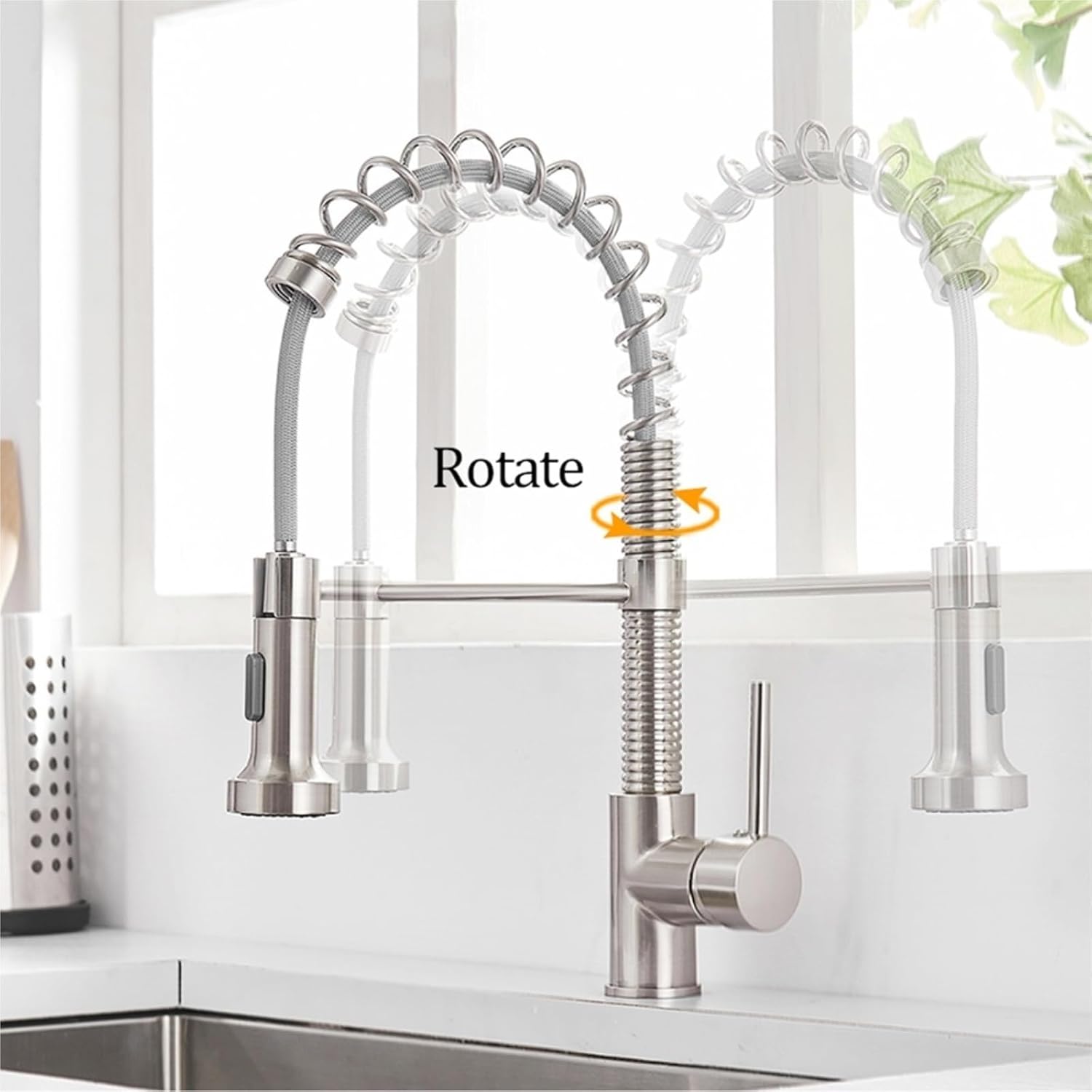 Brass Kitchen Faucet with Pull-Out Spring Spout-Single Lever Hot and Cold Water Mixer Tap(Chrome)