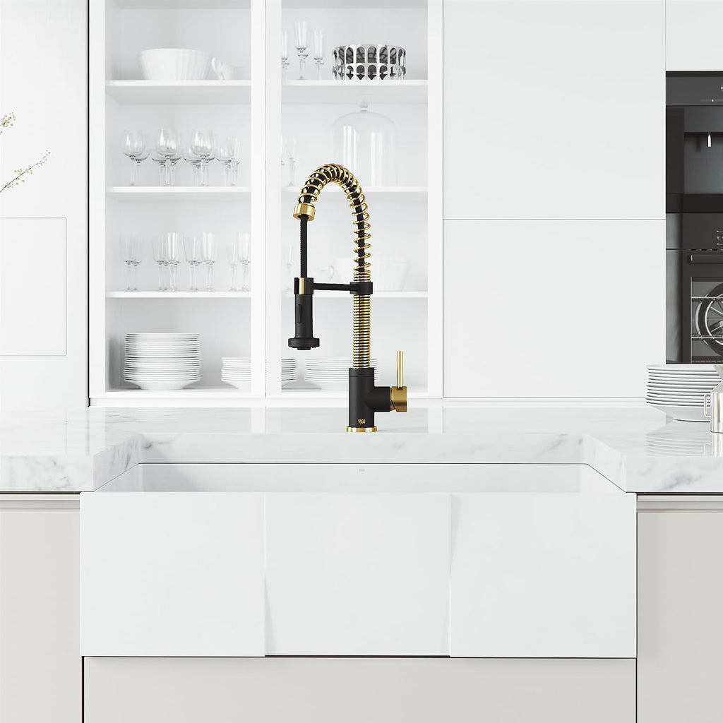 VIGO Edison 19'' H Single Handle Pull-Down Sprayer Kitchen Faucet in Matte Brushed Gold and Matte Black-VG02001MGMB
