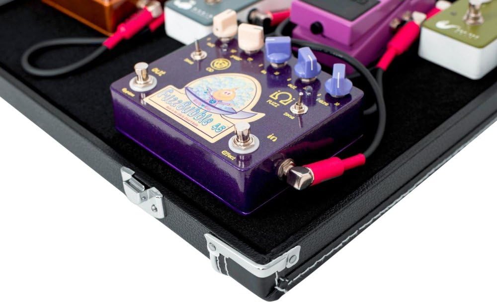 Gator Cases Gig Box Jr. Pedal Board with Built in 3x Guitar Stand and G-BUS Multi Output Power Supply | Fits Most Electric and Acoustic Guitars, Pedal Surface 21.5' x 15' (GW-GIGBOXJRPWR)