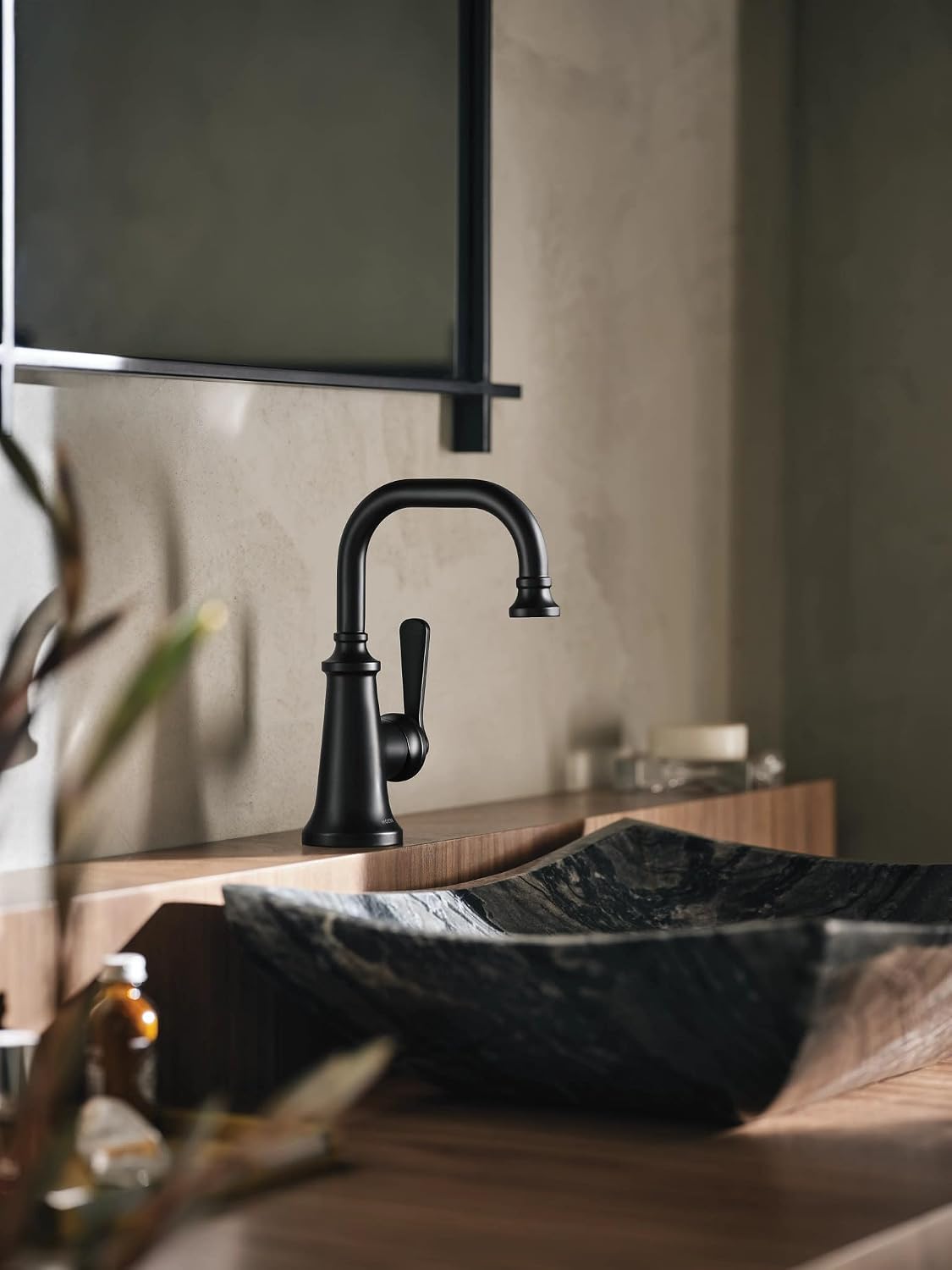 Moen S44101BL Colinet One-Handle Single Hole Traditional Bathroom Sink Faucet, Matte Black