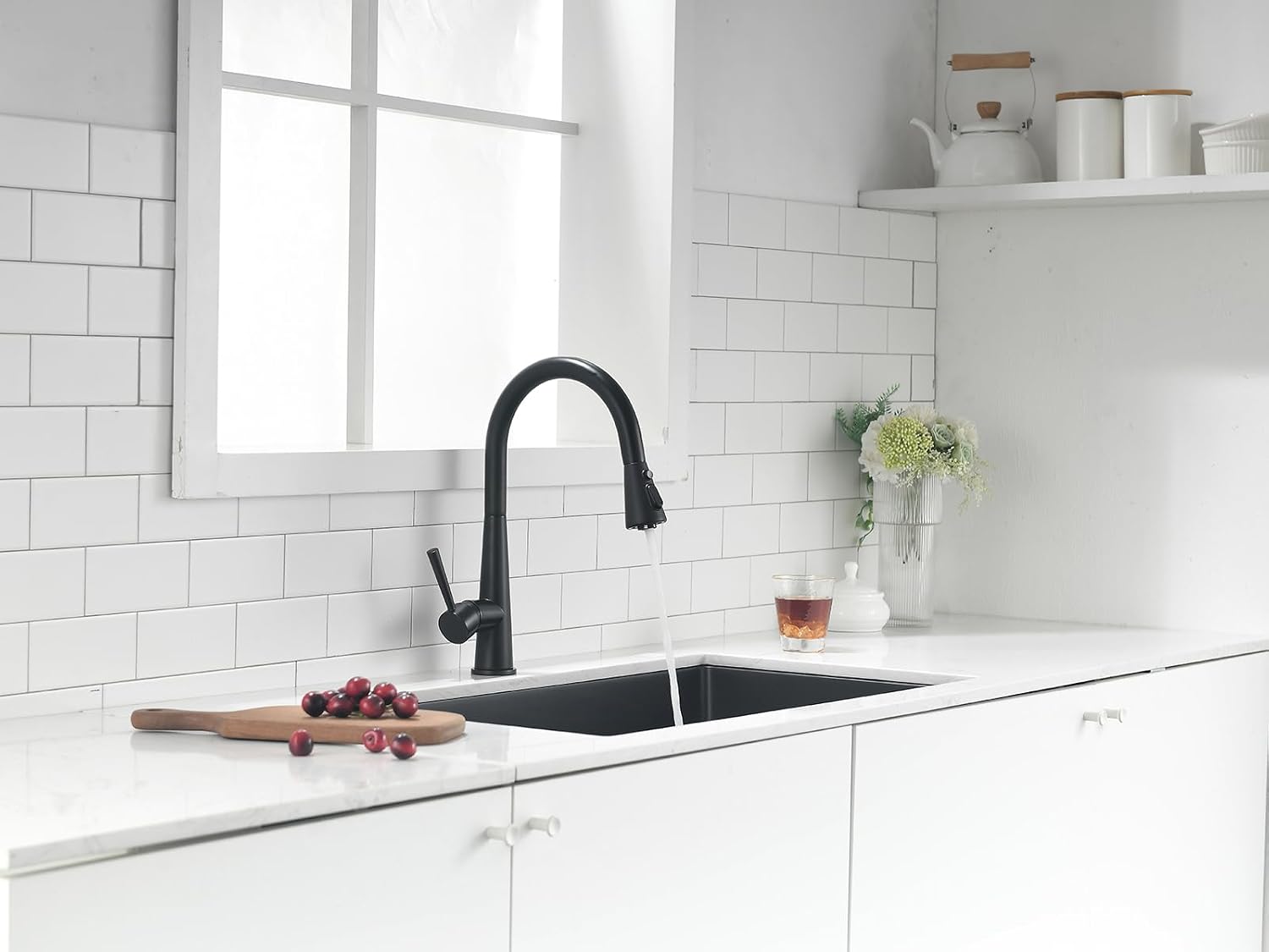 Matte Black Kitchen Faucet with Pull Down Sprayer, Lava Odoro Single Handle Kitchen Sink Faucet, Black Single Hole Kitchen Faucet with Magnetic Docking Spray Head and Deck Plate, KF321-MB