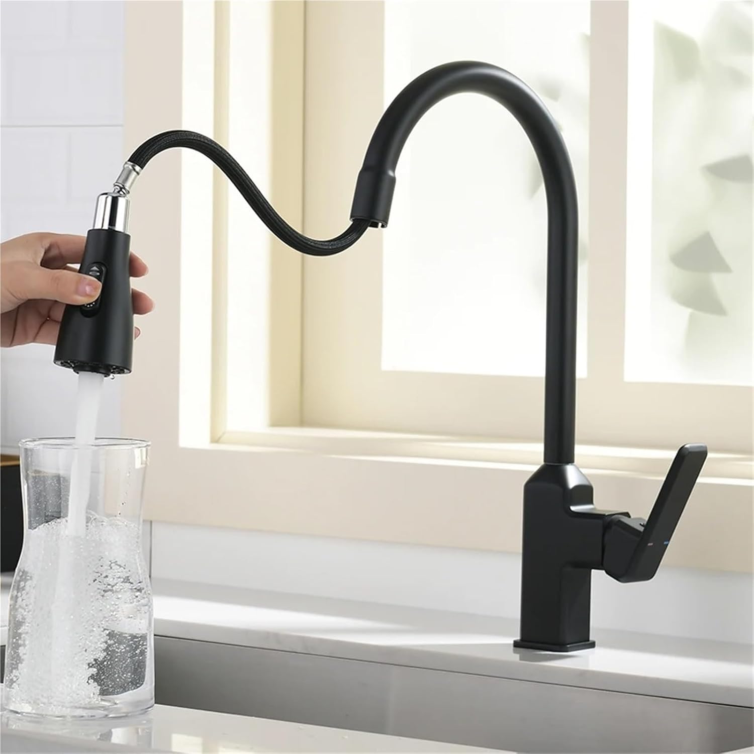 Kitchen Faucet Black Pull Out Deck Mounted 360 Rotation Brass Mixer Hot Cold Water Sink Taps(Black)