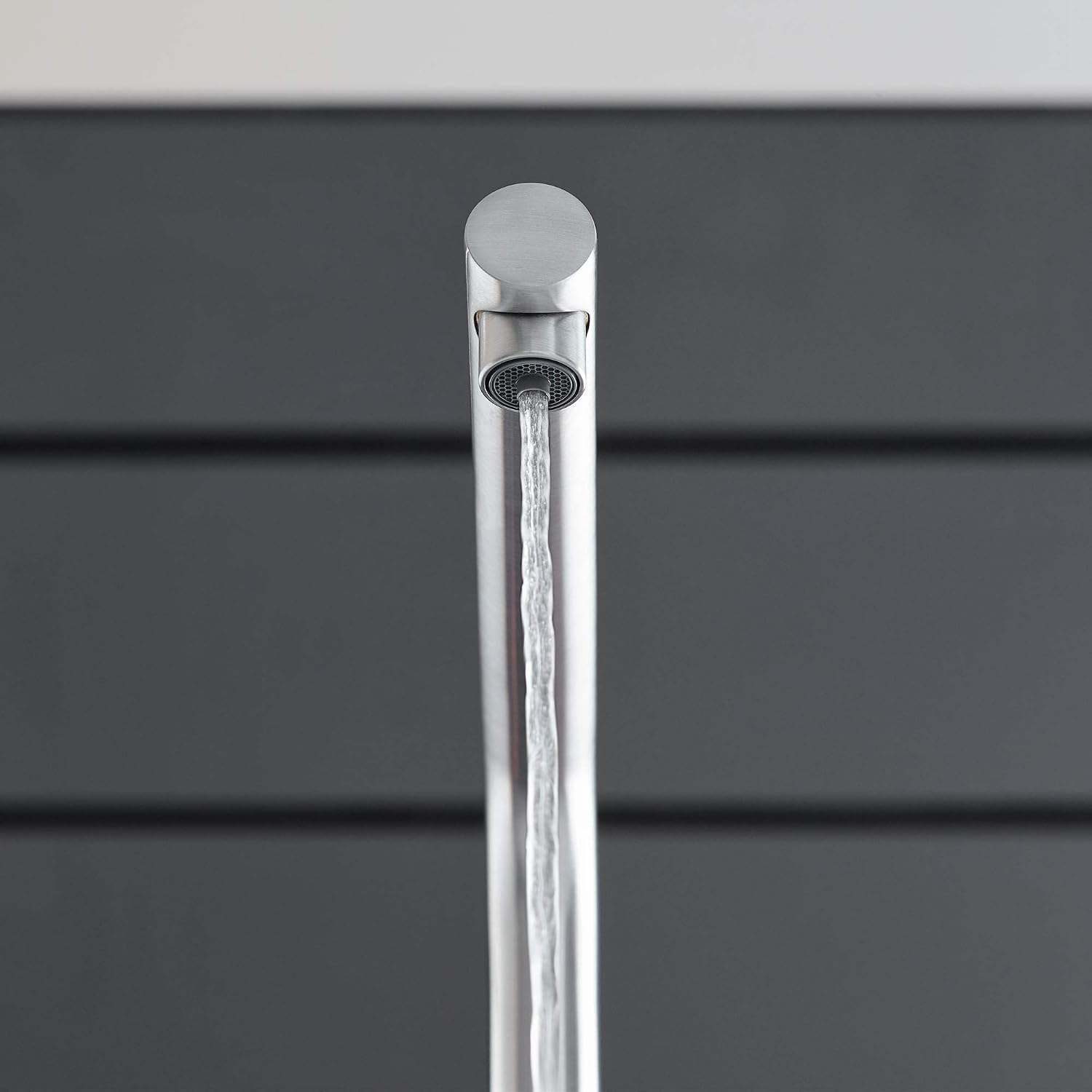 GROHE 31608002 Blue Single-Handle Pull-Out Kitchen Faucet Single Spray with Chilled & Sparkling Water, 1.75 GPM