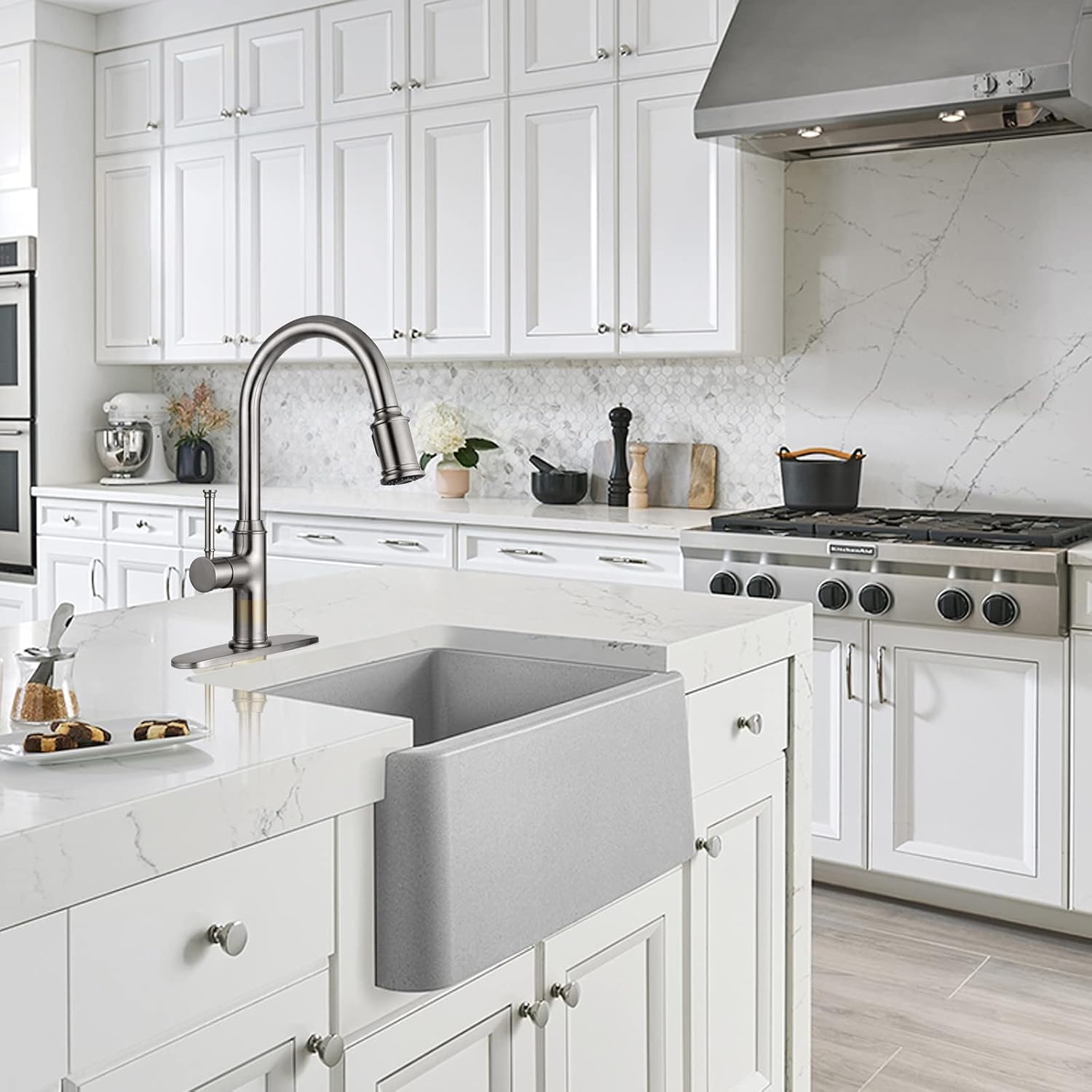 Lava Odoro Curtura Brushed Nickel Kitchen Faucet with Pull Down Sprayer, Brass Kitchen Sink Faucet Single Handle Pull-Down Kitchen Faucet for Sink 1 Hole and 3 Hole, Deck Plate Included, KF421-BN