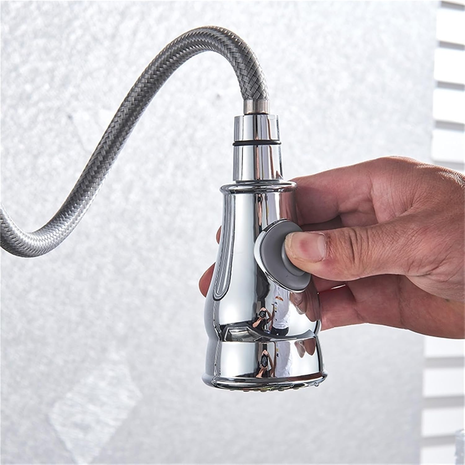 360 Rotation Pull-Out Kitchen Faucet - Hot and Cold Water Sink Mixer Tap for Kitchen(Chrome)
