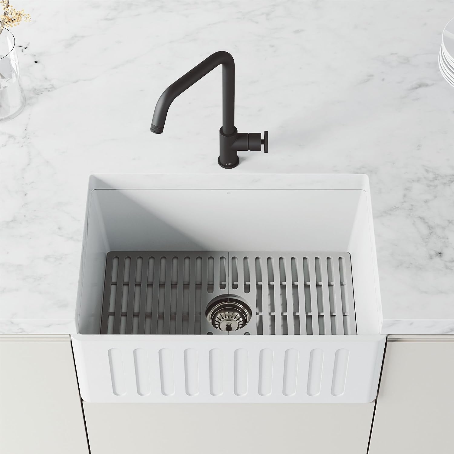 VIGO Cass Industrial 14 in. H Single Handle Kitchen Bar Faucet in Matte Black VG02040MB