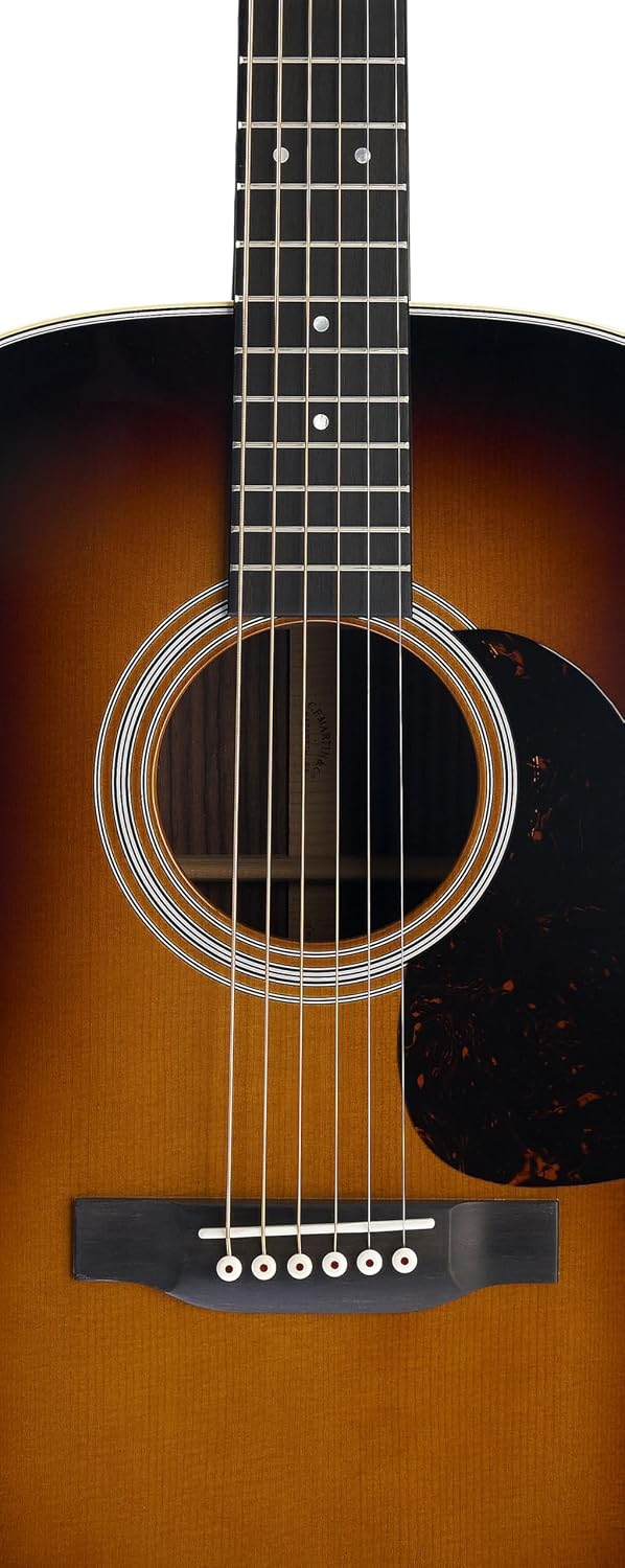 Martin D-28 Gloss 1935 Sunburst (Right)