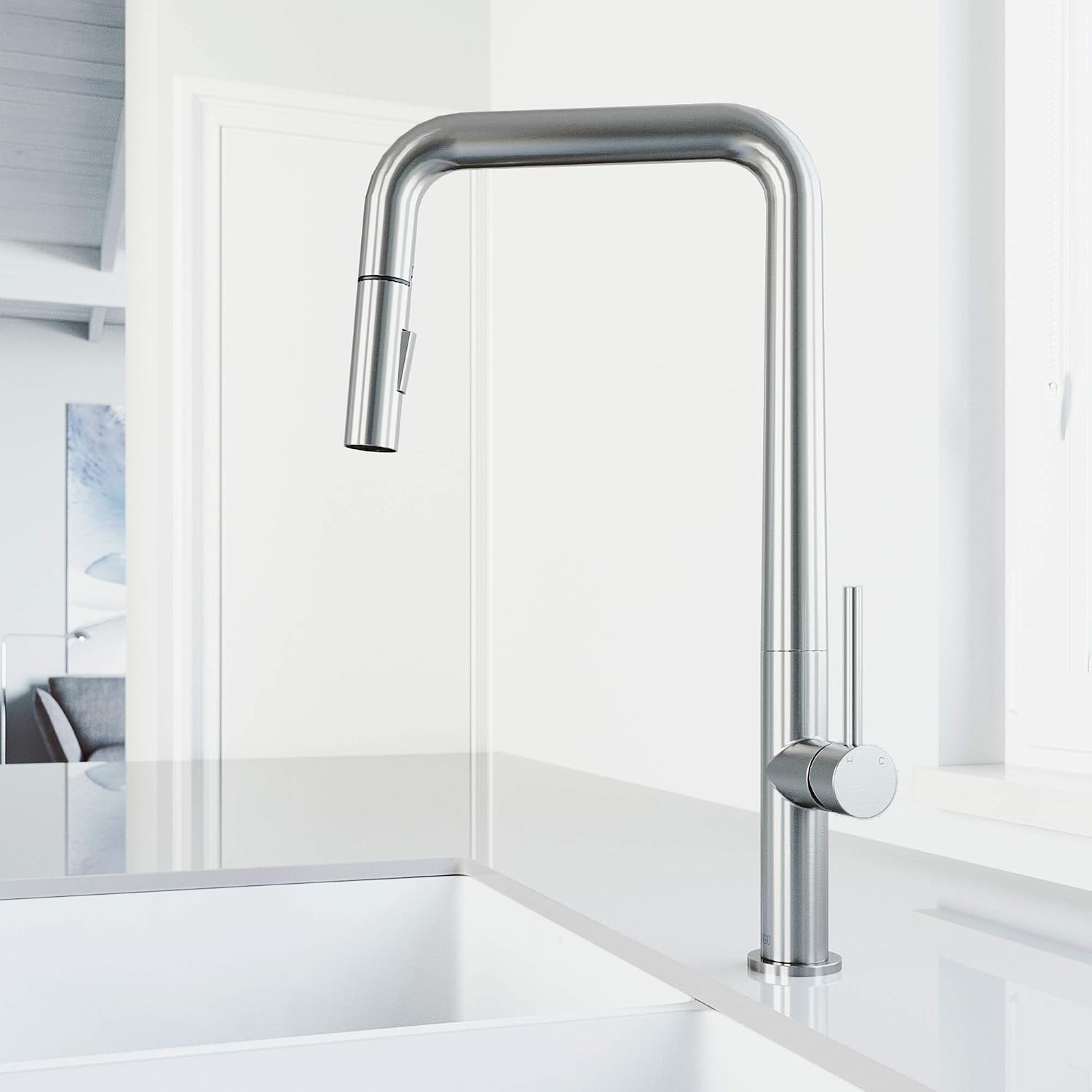 VIGO Parsons 18'' H Single Handle Pull-Down Sprayer Kitchen Faucet in Stainless Steel-VG02031ST