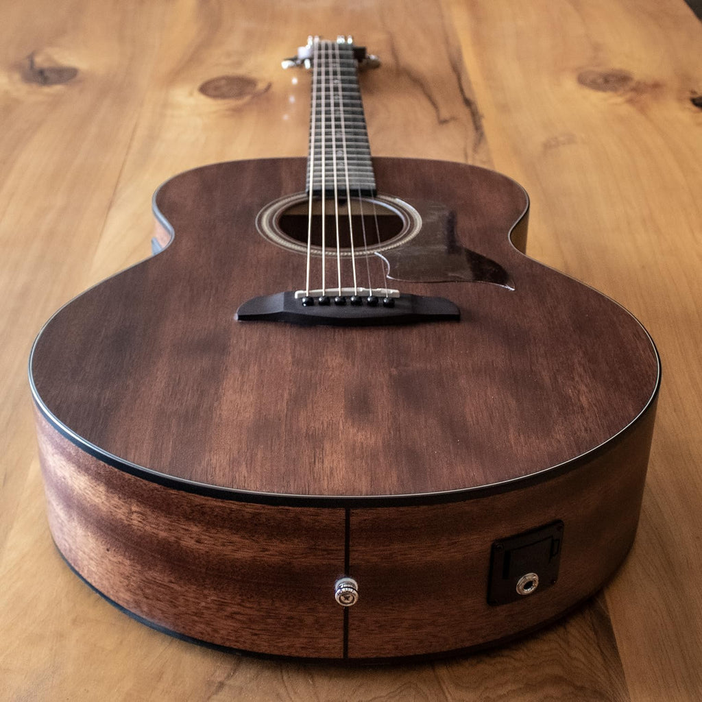 Sawtooth Mahogany Series Solid Mahogany Top Acoustic-Electric Jumbo Guitar Right-Handed