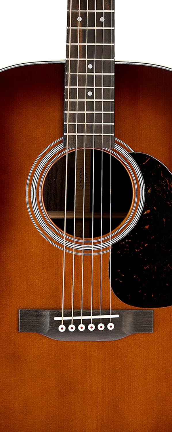 Martin D-28 Gloss 1933 Ambertone (Right)