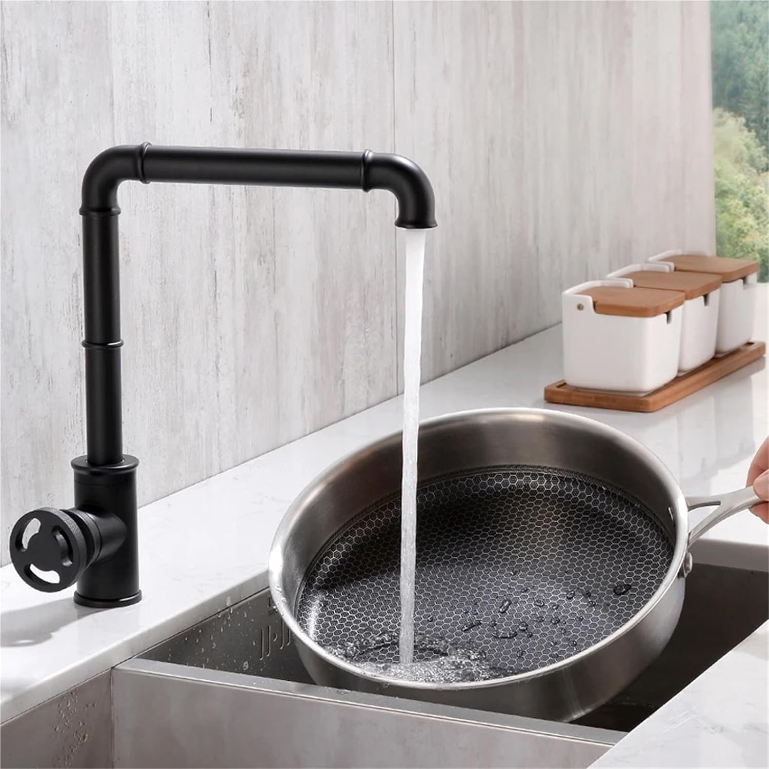 Kitchen Faucets Retro Industrial Style Brass Crane Bathroom Faucets Hot and Cold Water Mixer Tap(Black)