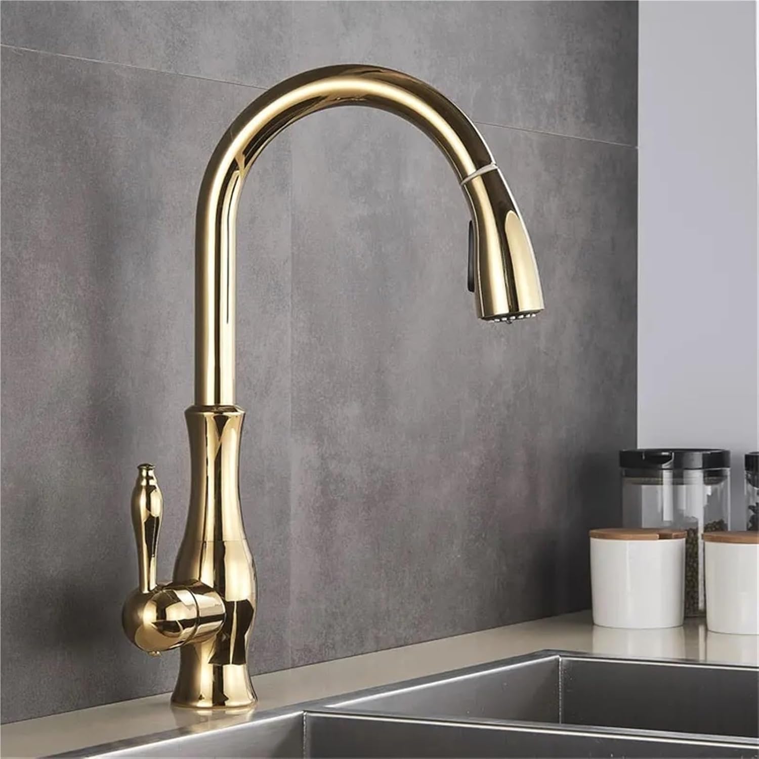 Kitchen Faucets Pull Out Kitchen Sink Mixer Tap Single Lever Hot Cold Water Mixer Tap(Gold)