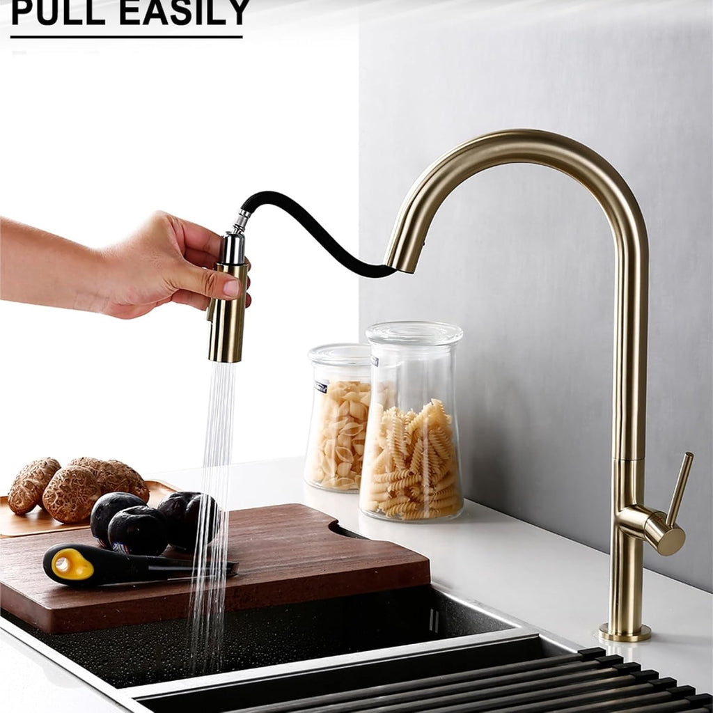 Brass Brushed Gold Black 360 Oegree Rotation Kitchen Hot and Cold Water Sink Taps Pull Out Spout Kitchen Faucet(Brushed Gold)
