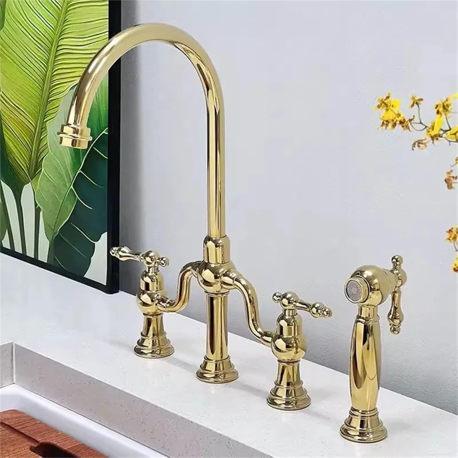 Pull Out Kitchen Faucet Classic Deck Mounted Hot Cold Sink Tap Rotation Spout Faucet(Gold)