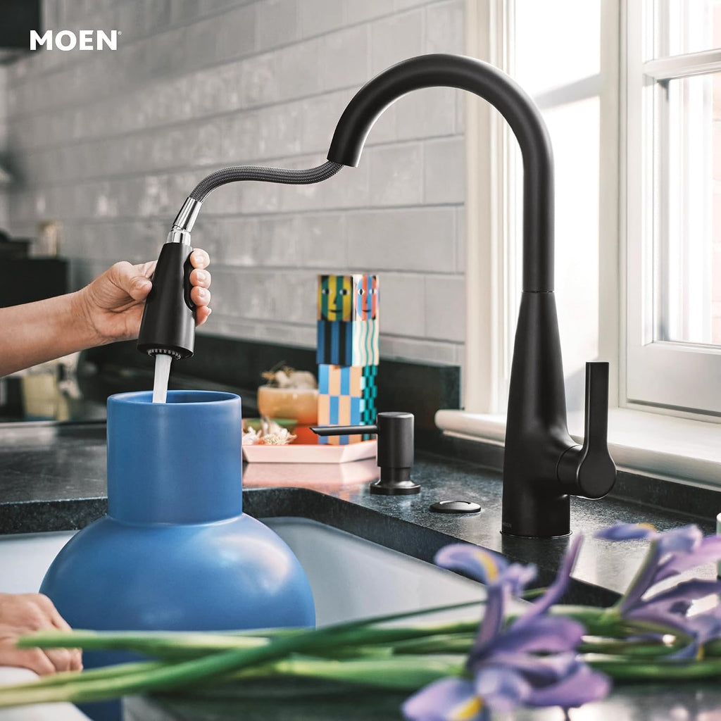 Moen Haelyn Matte Black Kitchen Faucet Featuring Pulldown Sprayer with Power Boost for a Faster Clean, Modern Kitchen Faucet, Single-Handle Easy Installation, 87627BL