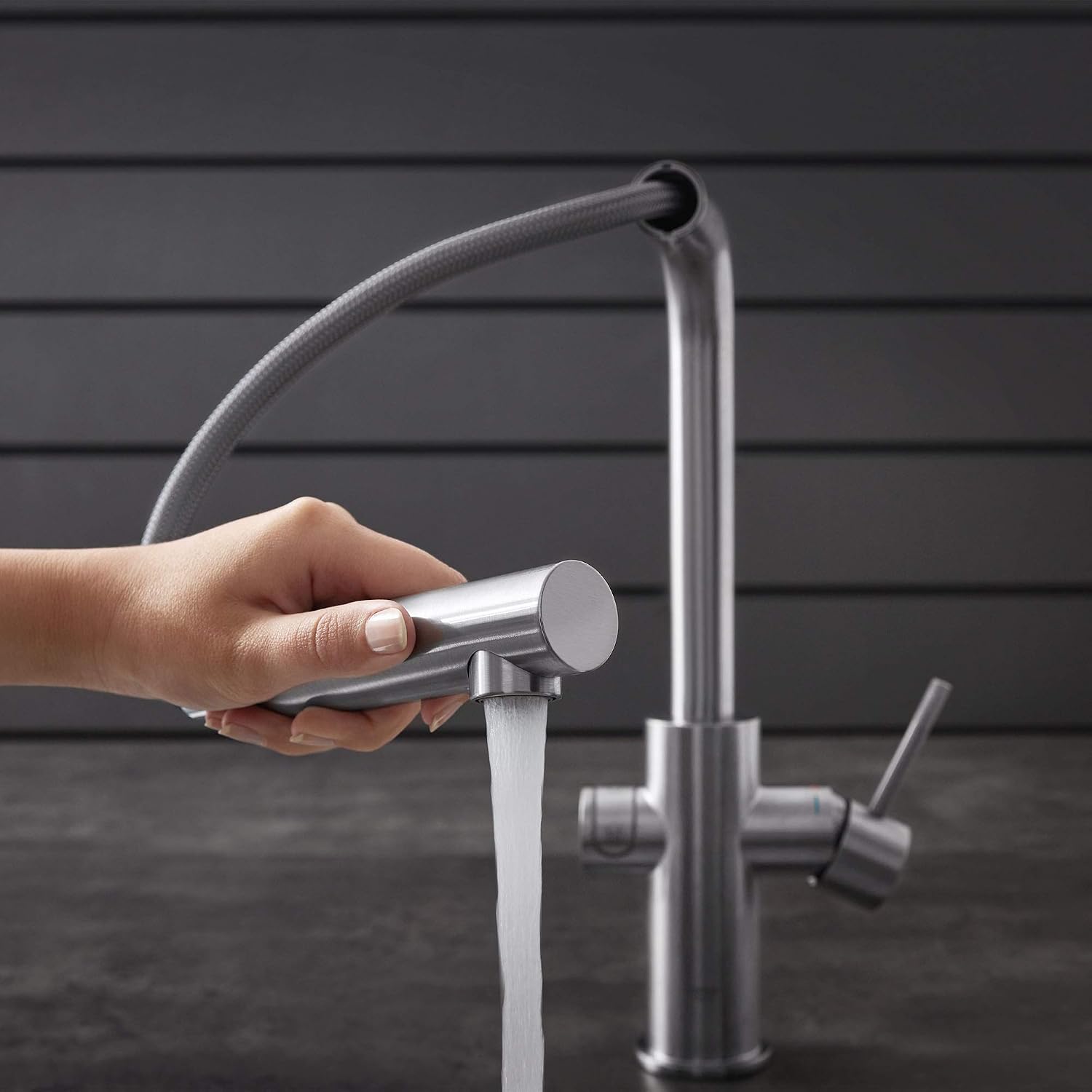 GROHE 31608DC2 Blue Single-Handle Pull-Out Kitchen Faucet Single Spray with Chilled & Sparkling Water, 1.75 GPM, Supersteel