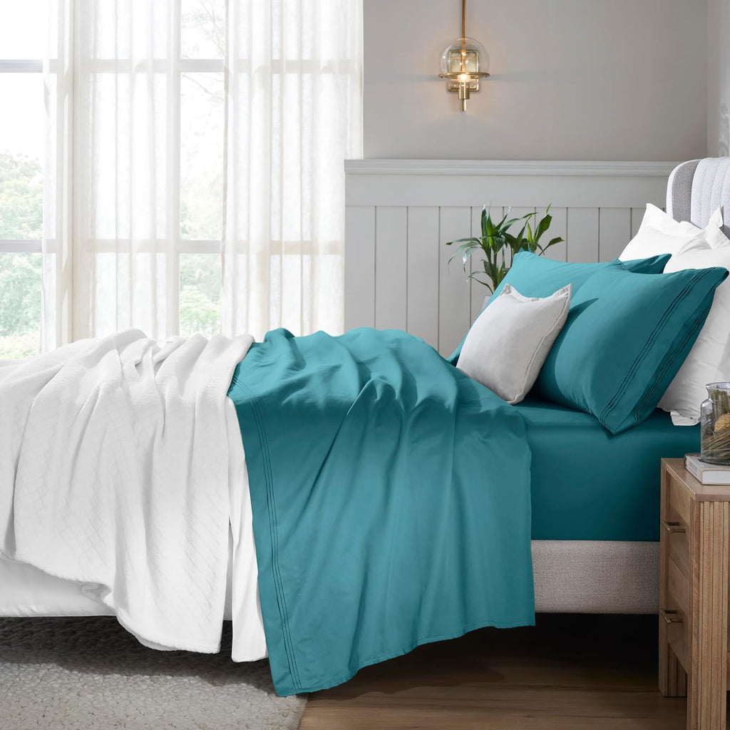 Superior Egyptian Cotton 4 Piece Sheet Set, 650 Thread Count, Eco-Friendly, Sustainable Sheets, Ultra-Soft Basics, Solid, Deep Pocket Fitted Sheet, Flat Sheet, Pillowcases, California King, Caribbean