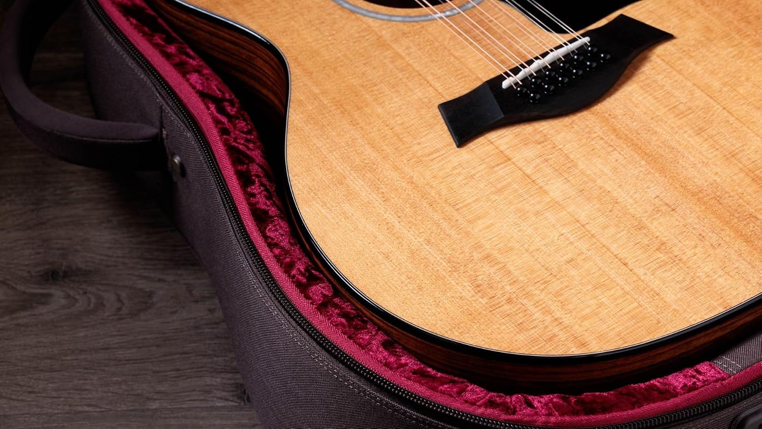 Taylor 254ce Plus 12-string Acoustic-electric Guitar