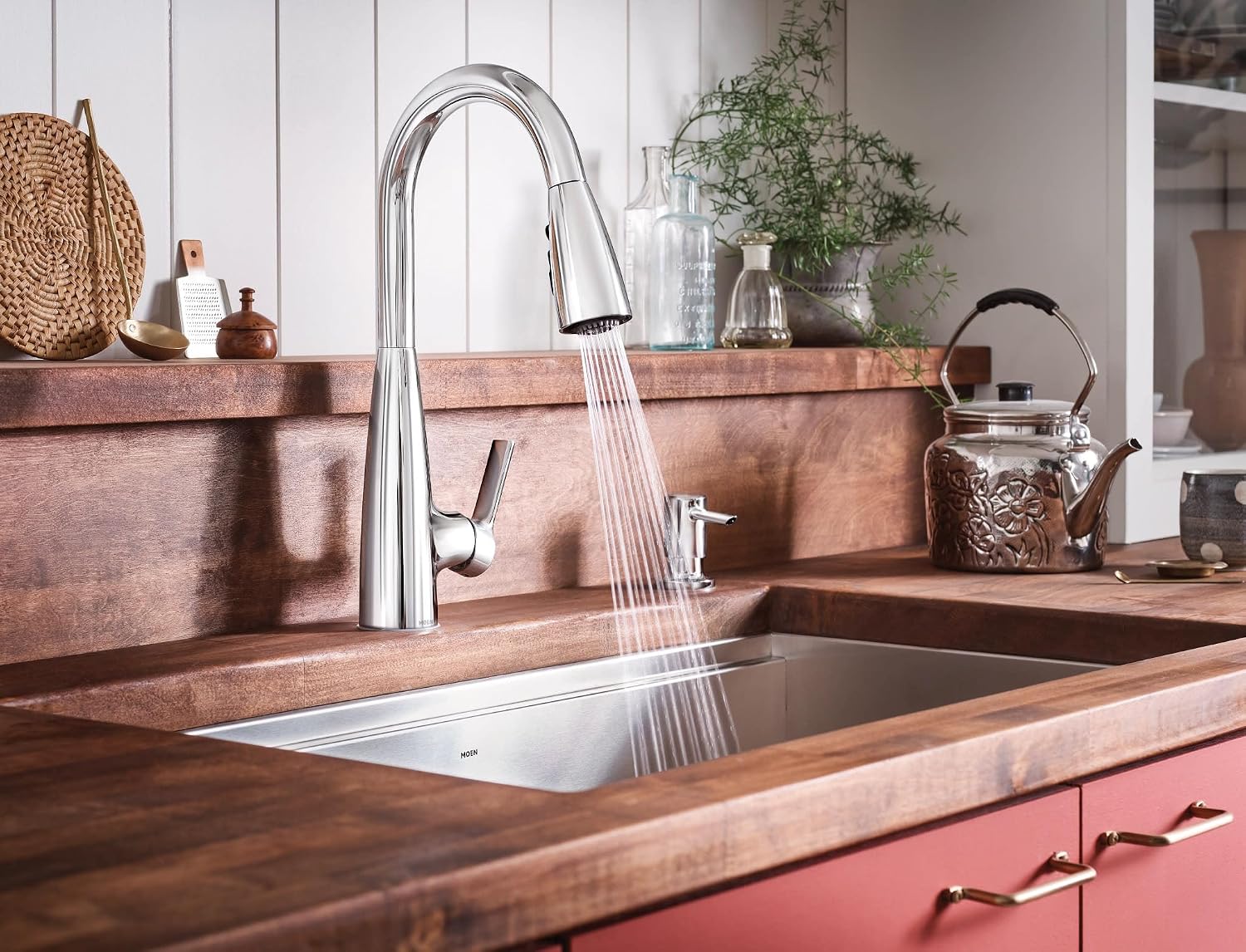 Moen Haelyn Pulldown Kitchen Faucet with Power Boost, 87627 | Pulldown sprayer, Power Boost technology, Soap dispenser included, Chrome finish, High arc faucet