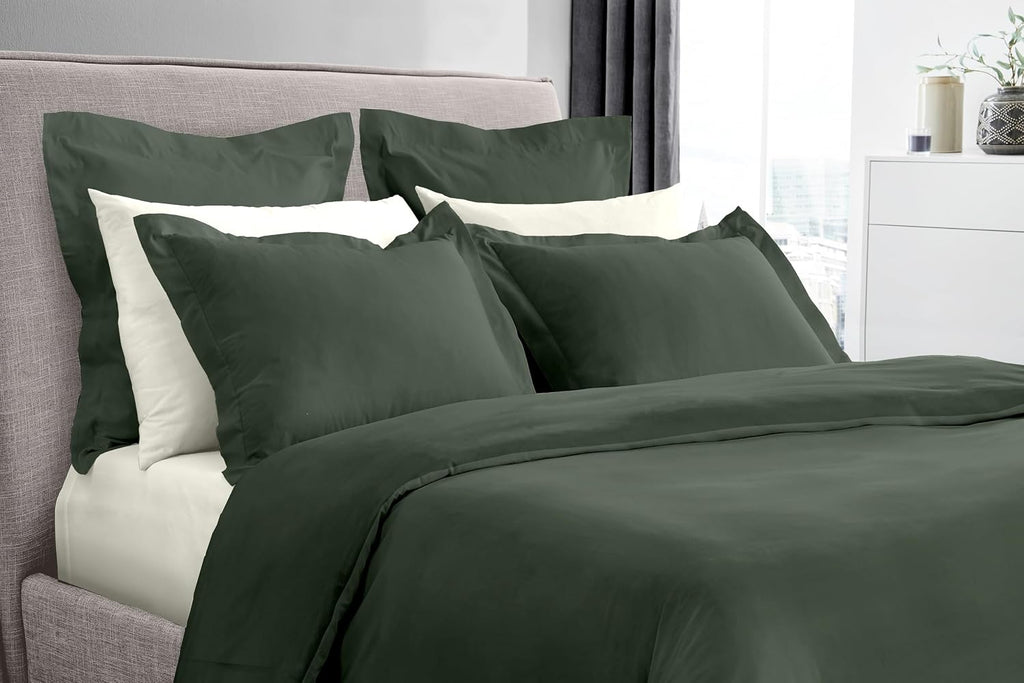 Dormisette Luxury German Flannel Sheets & Pillowcases Set, Warm Breathable Cotton Flannel Bedding with Deep Pockets, Brushed for Extra Softness, Oeko-Tex (Dark Green, Queen (U.S. Standard))