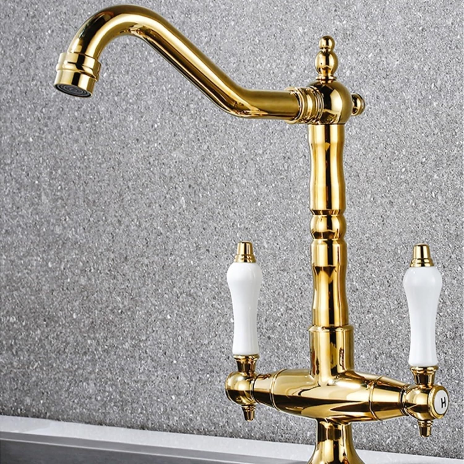 All Copper Retro European Kitchen Faucet Double Handle Hot and Cold Rotating Faucet(Antique)