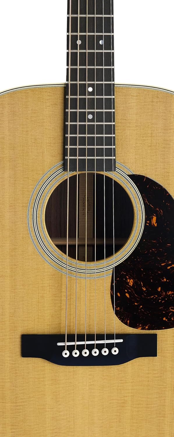 Martin D-28 Satin (Right)