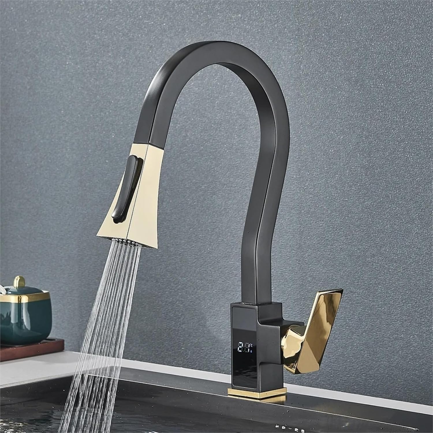 Smart Digital Display Kitchen Faucet Single Handle Pull Out Kitchen Sink Mixer Hot Cold Water Taps(Matte Black)