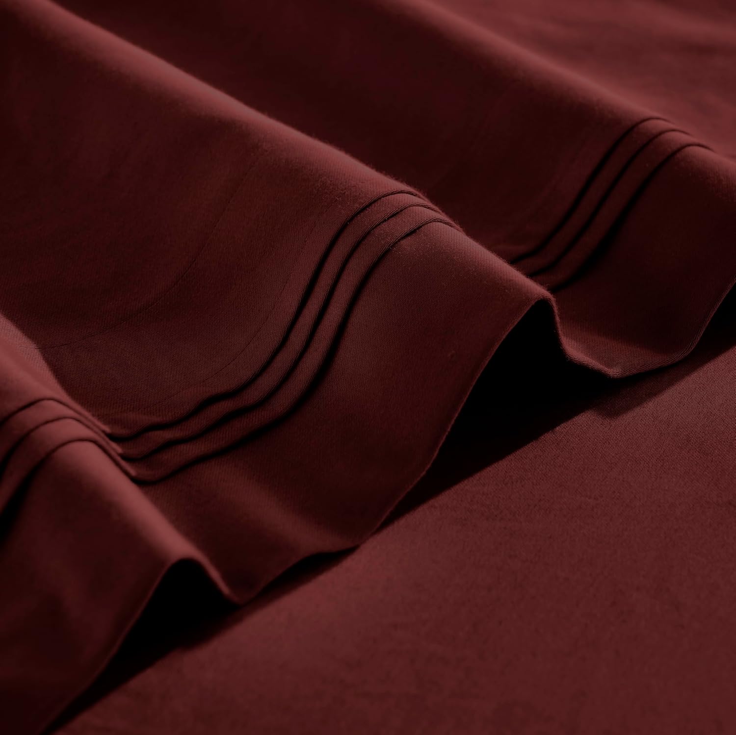 Superior Egyptian Cotton 4 Piece Sheet Set, 650 Thread Count, Eco-Friendly, Sustainable Sheets, Ultra-Soft Basics, Solid, Deep Pocket Fitted Sheet, Flat Sheet, Pillowcases, California King, Burgundy