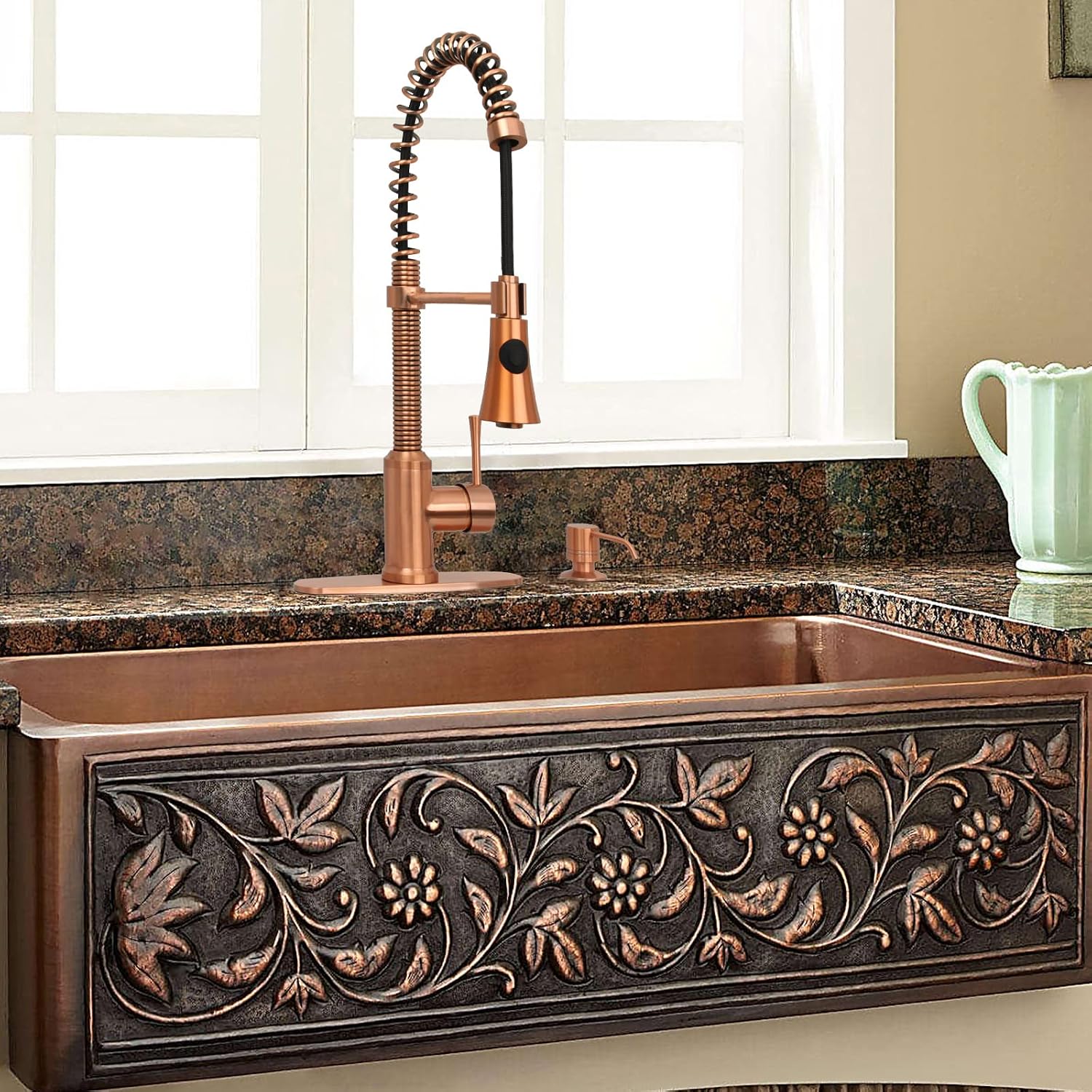 Akicon Copper Kitchen Faucet with Soap Dispenser, Single Handle Solid Brass High Arc Pull Down Sprayer Head Kitchen Sink Faucets with Deck Plate
