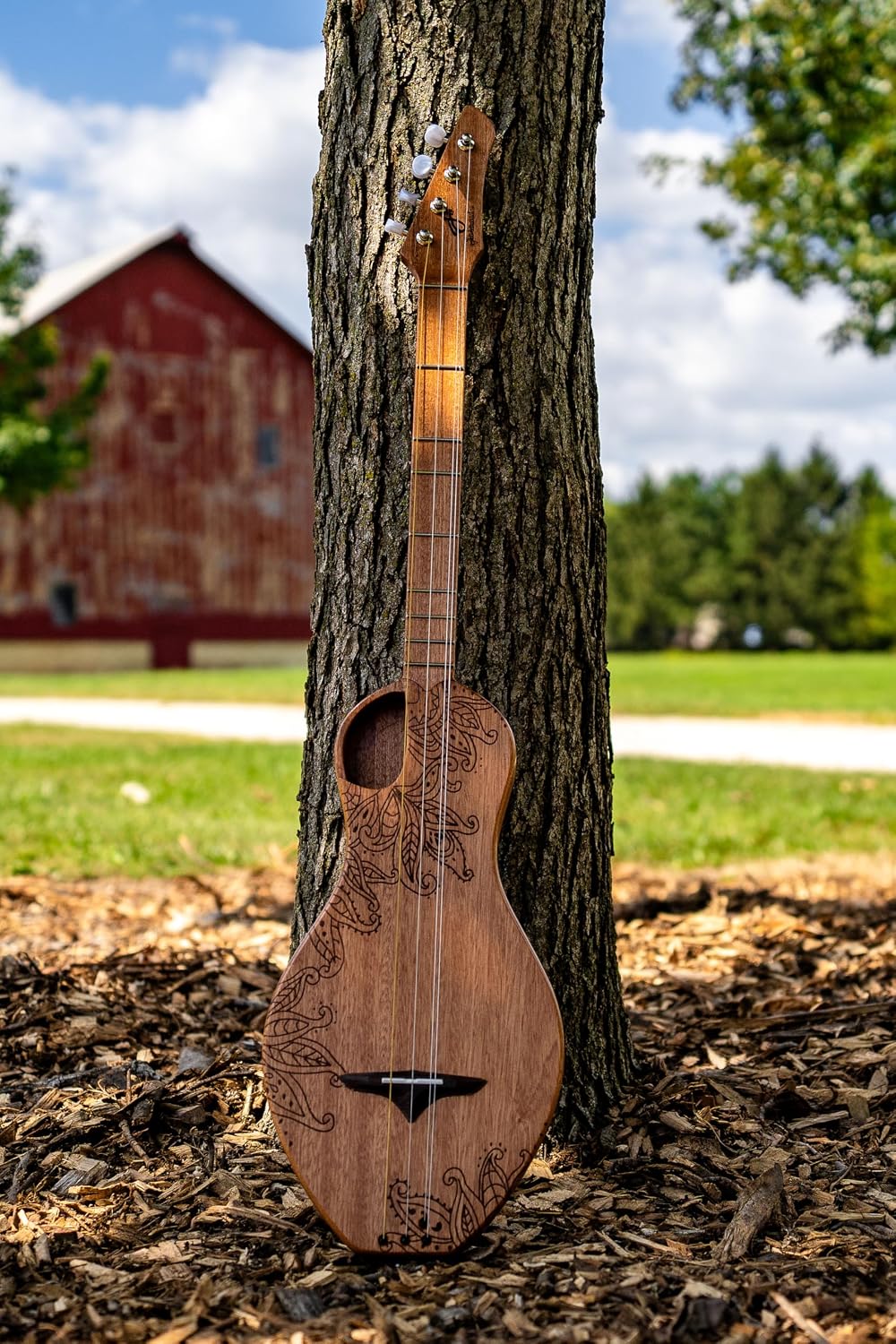 Boondocker D2 Sapele Dulcimer Acoustic 4-String w/Henna Top